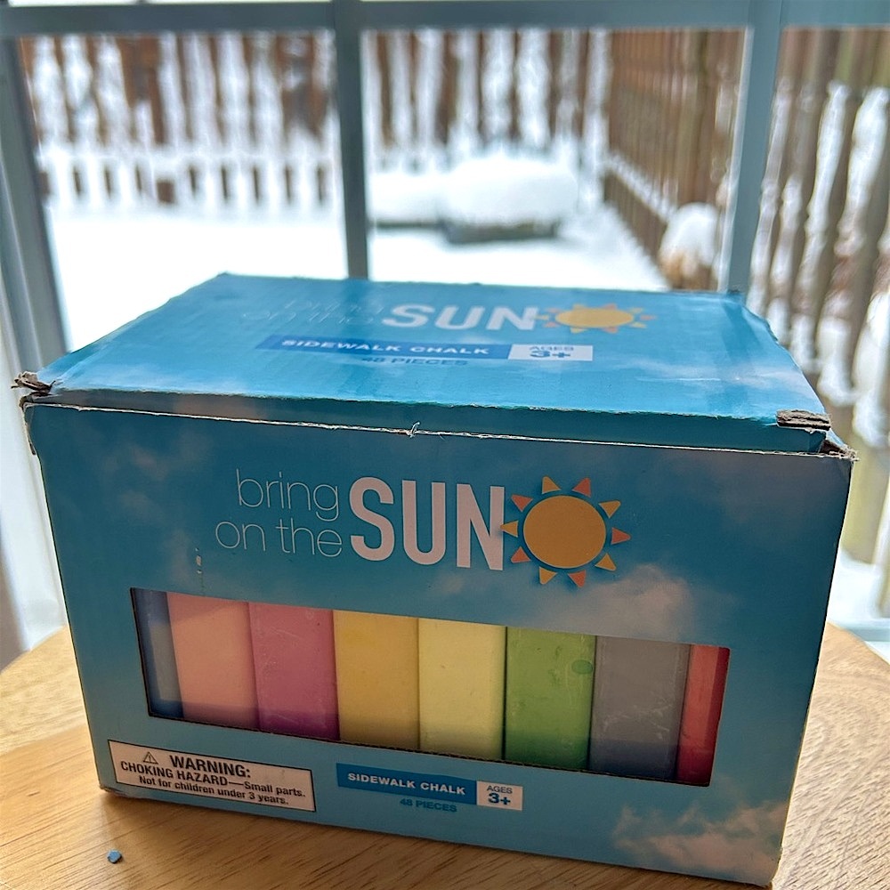 NIB Giant sized Sidewalk Chalk 48 count Set - Multicolor age 3+